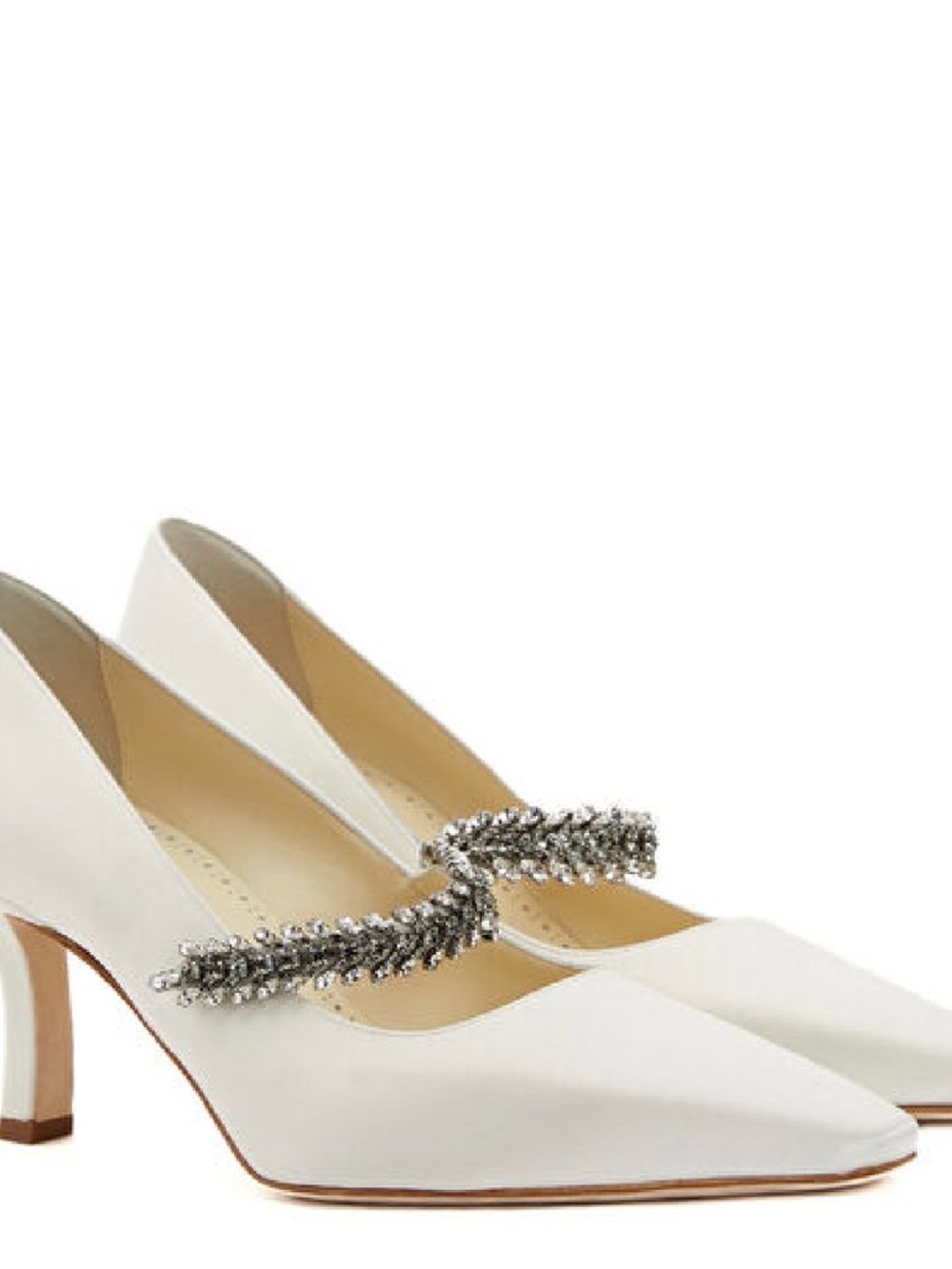 Manolo Blahnik Majika Crystal Bridal Satin Pumps Ivory EU 41 NEW